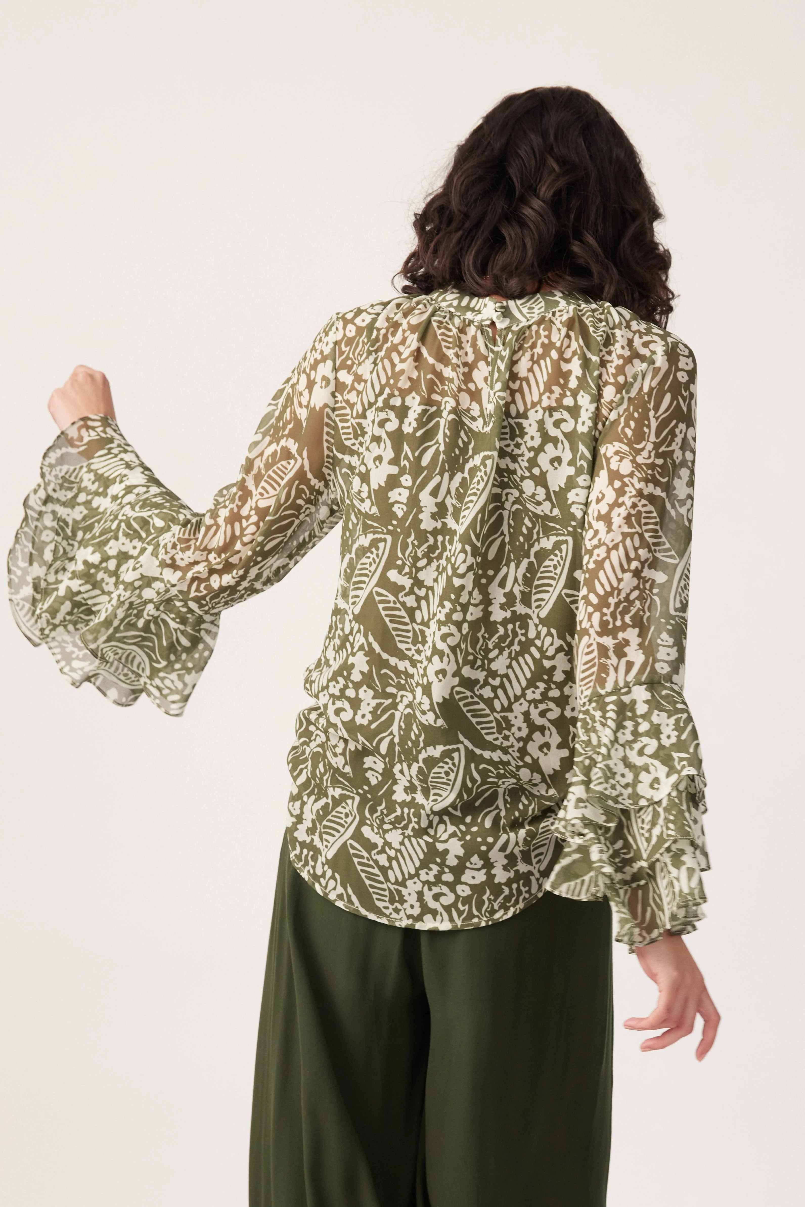Lemon Tree Danika Blouse & Singlet - Sage Print - Image 2