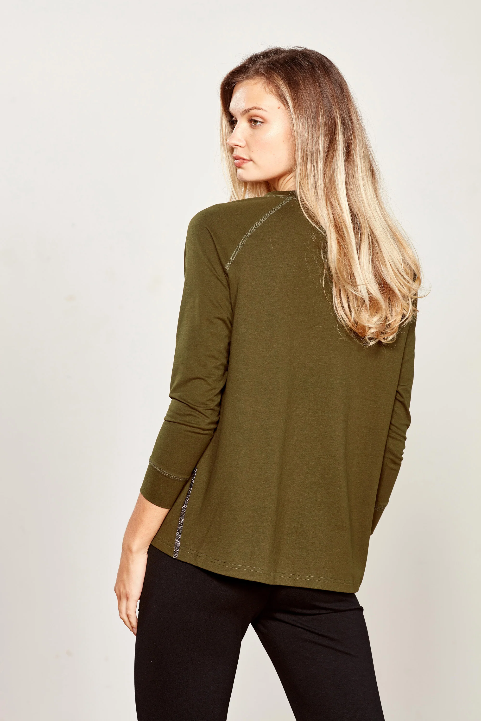 Lemon Tree Emery Star Top - Moss - Image 2