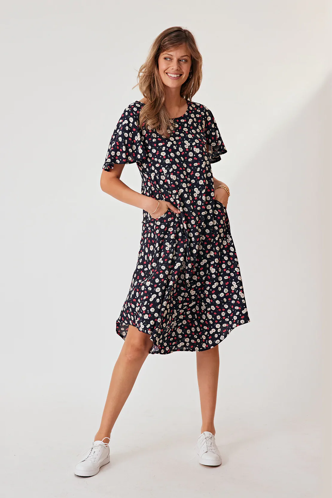 Lemon Tree Freya Dress - Navy Daisy - Image 4