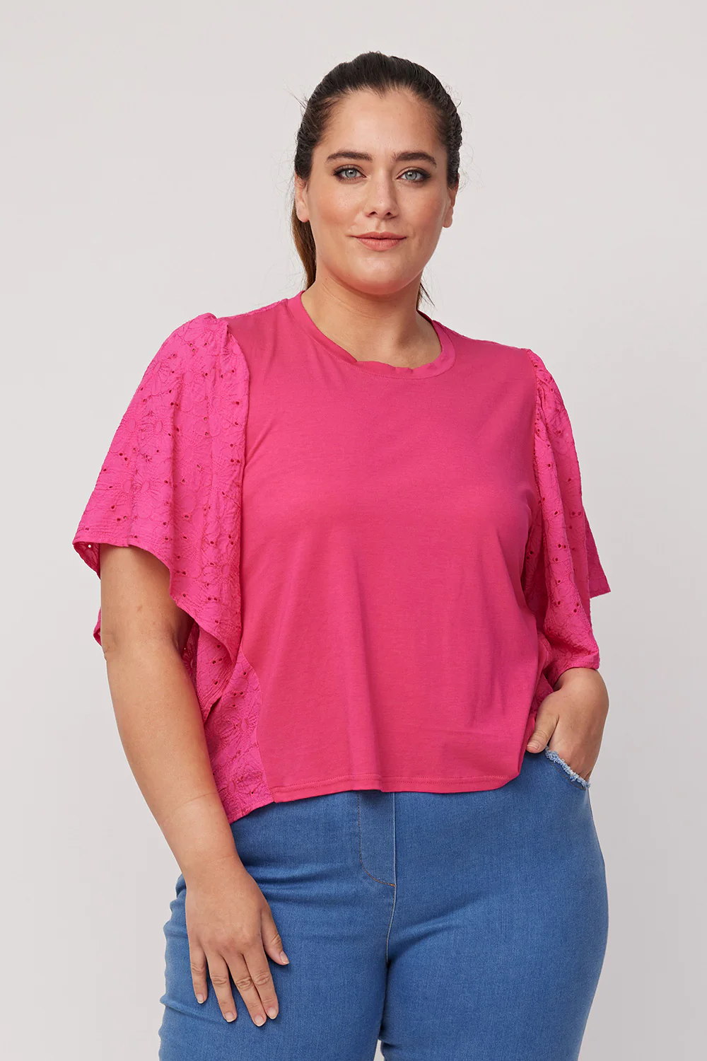 Lemon Tree Lia Lace Top - Cerise - Image 2