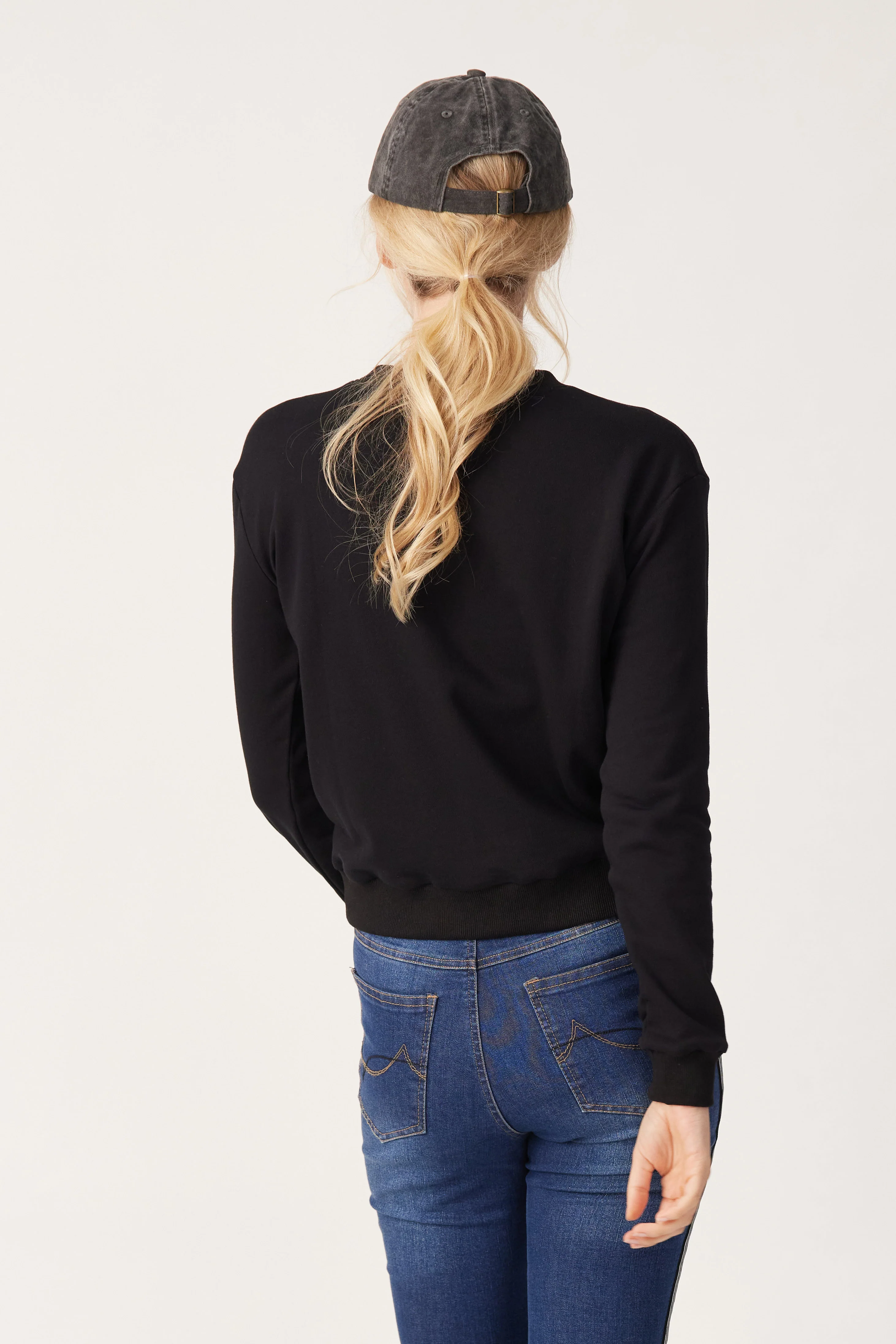 Lemon Tree Valerie Star Sweatchirt Black - Image 3
