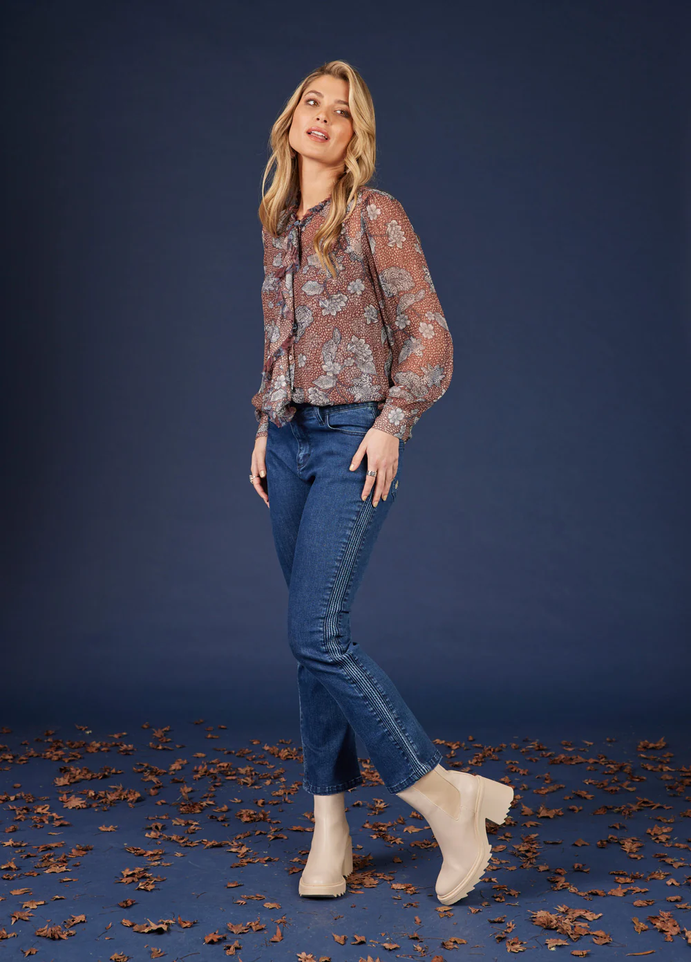 Loobies Story Besotted Shirt Chocolate - Image 2