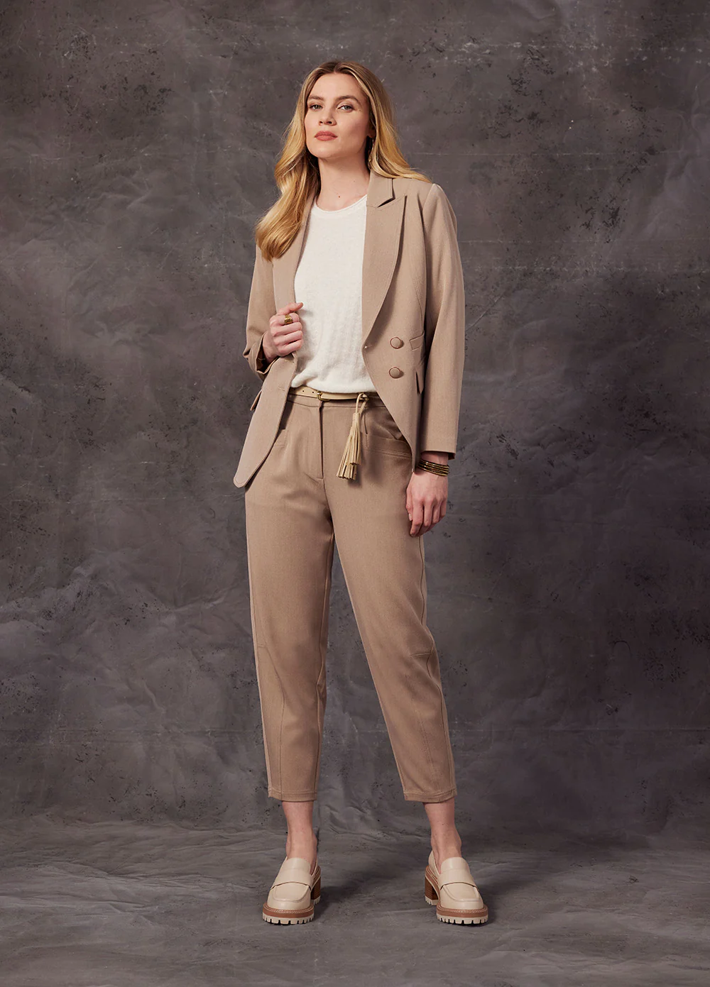 Loobies Story Bethany Blazer - Taupe - Image 2