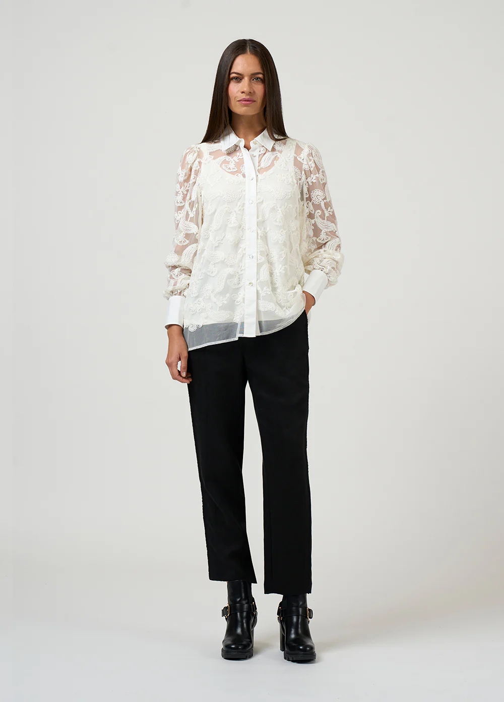 Loobie's Story Filigree Shirt Winter White - Image 4