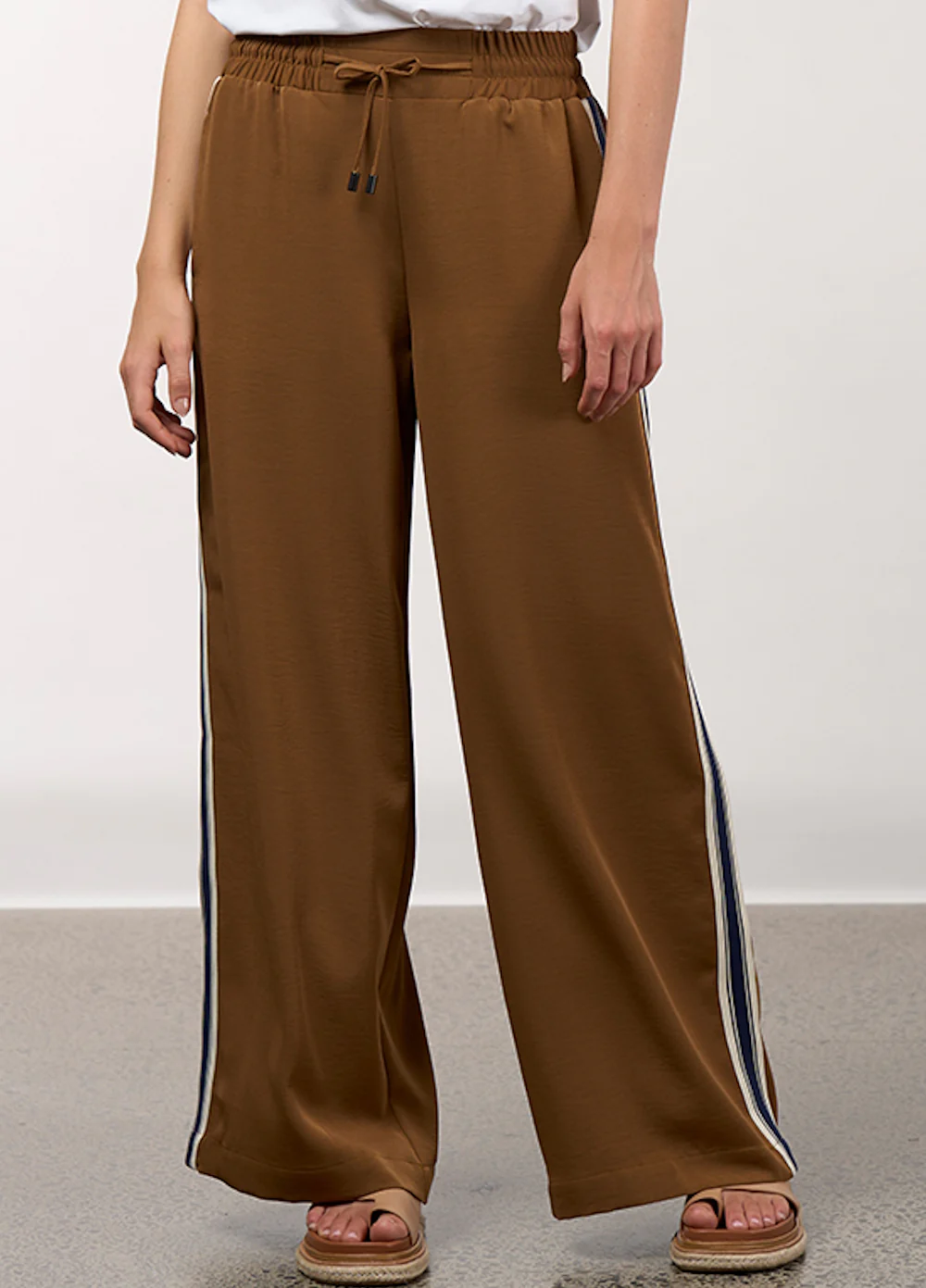 Madly Sweetly Linear Pant - Cinnamon