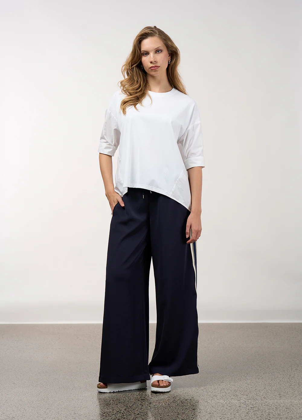 Madly Sweetly Linear Pant - Navy - Image 2