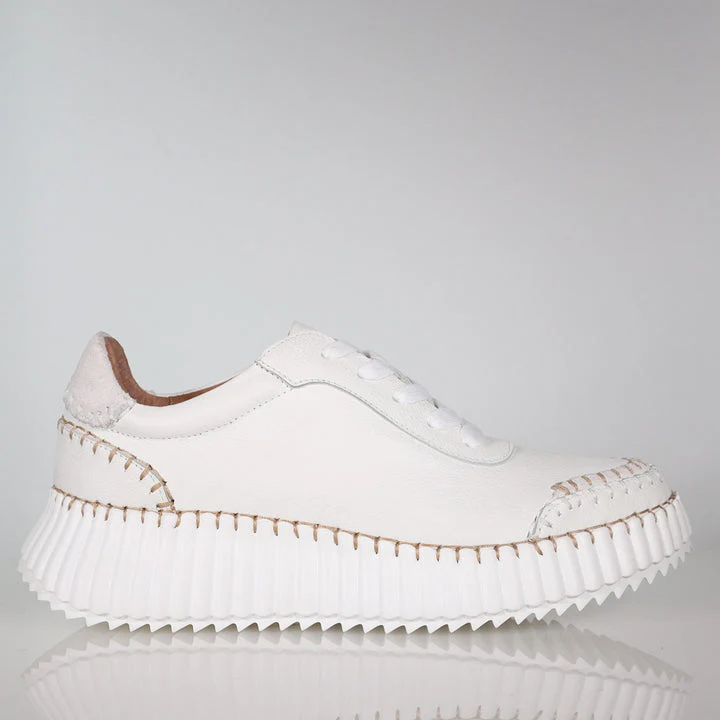 Minx Rizz White Tan Sneaker