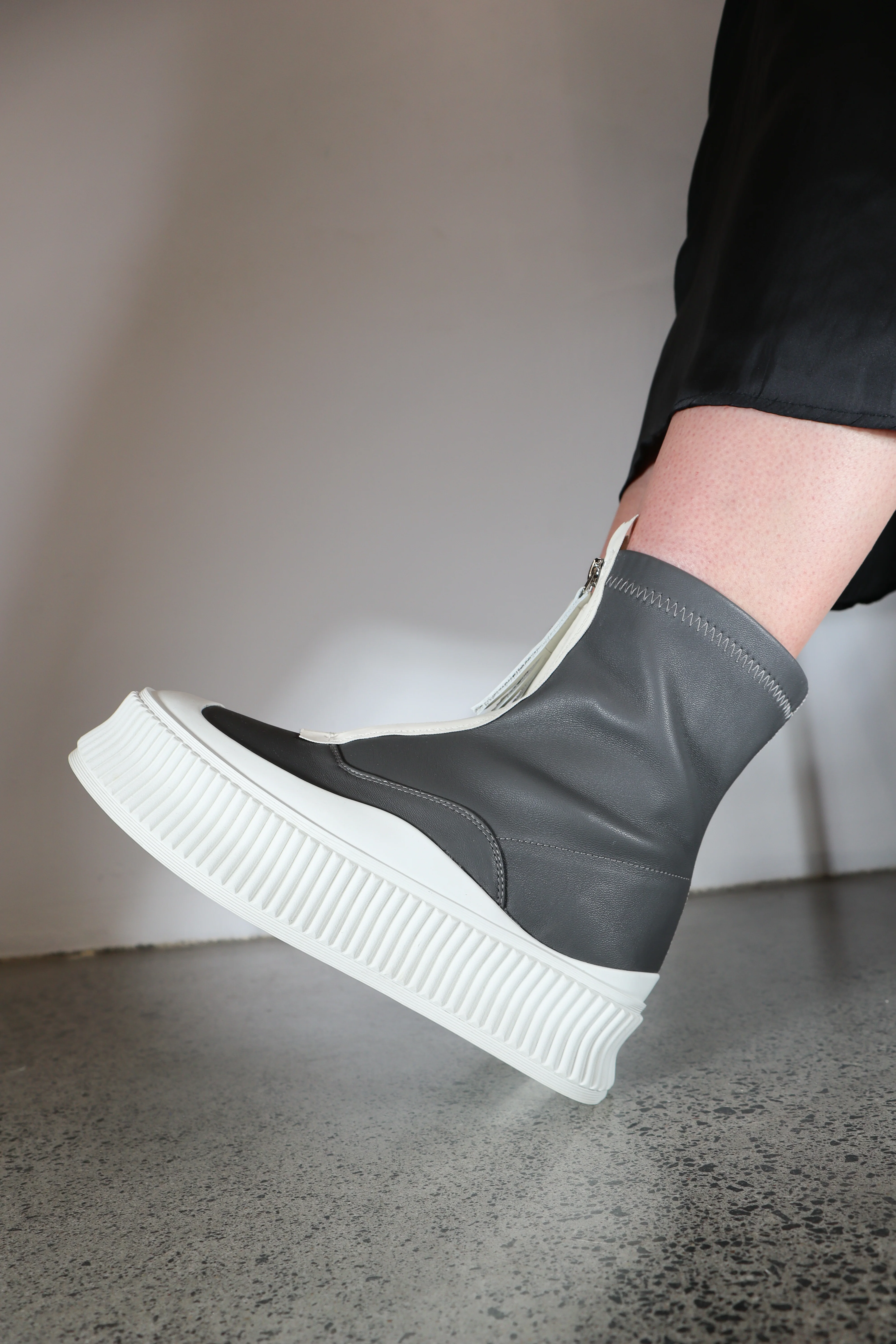 Minx Ultra Sonic - Slate Grey - Image 5