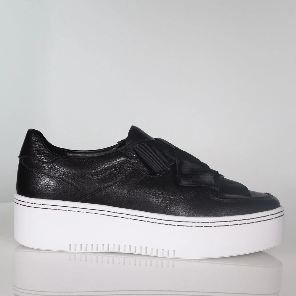 Minx Yoko - Black