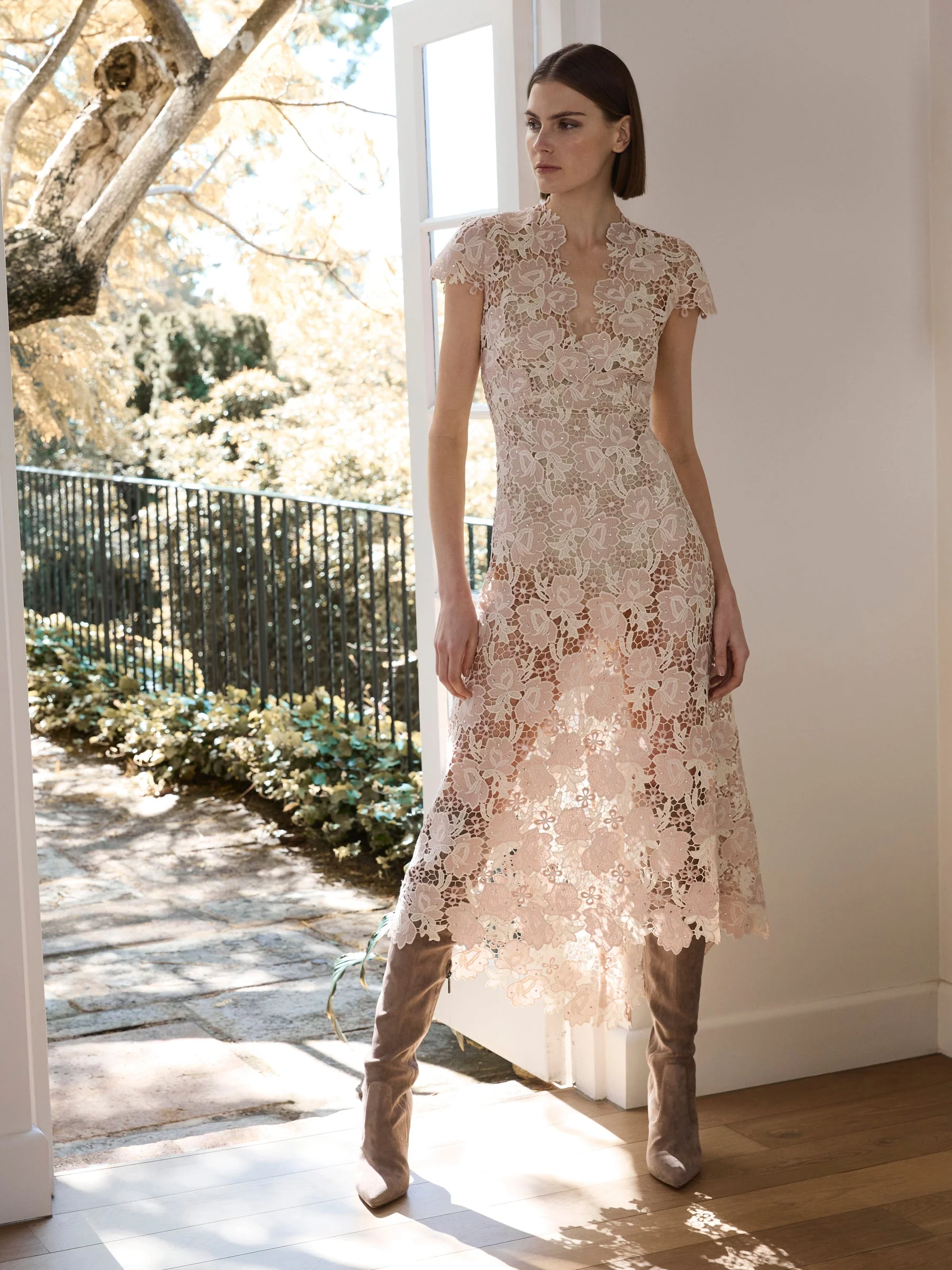 Moss & Spy Belinda Dress-Blush Pink/Cream