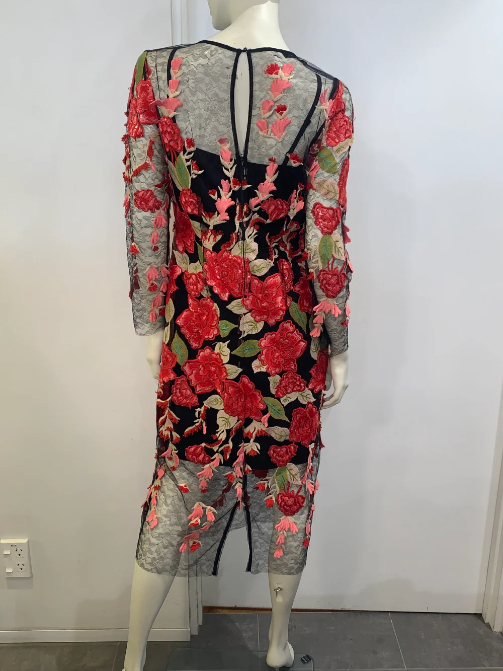 Moss & Spy Bouquet Dress - Image 2
