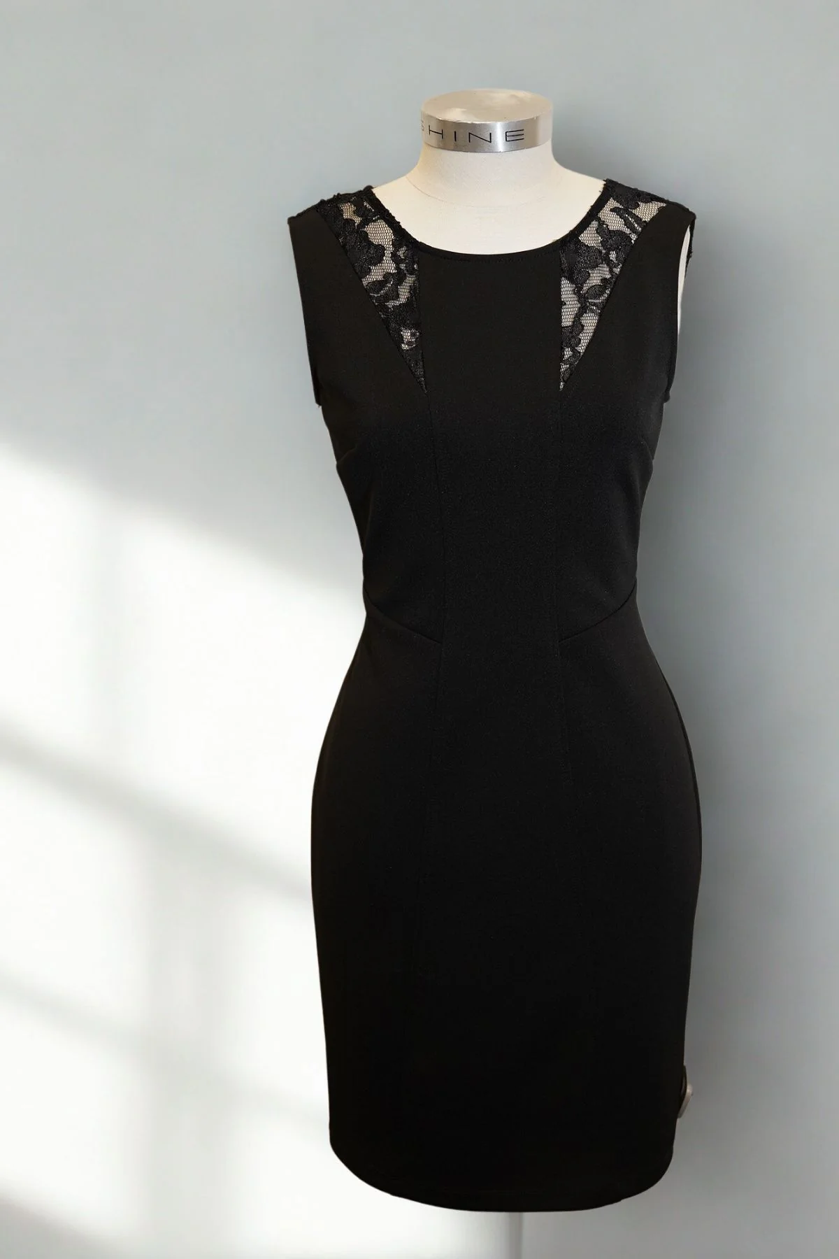 Mr K Lace Panel Cocktail Dress - Image 2