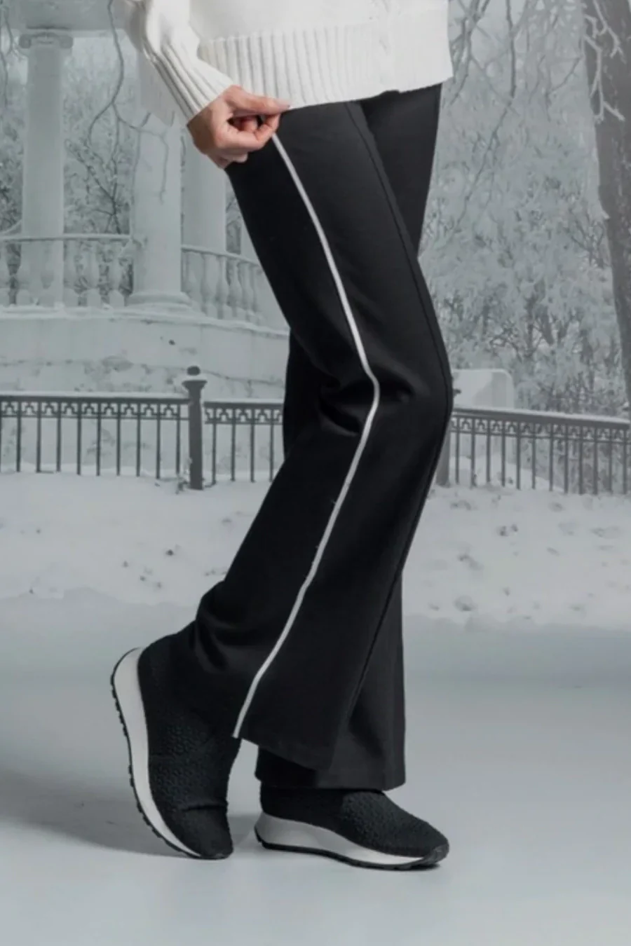 Paula Ryan Curved Trim Roma Bootleg Pant - Black/White