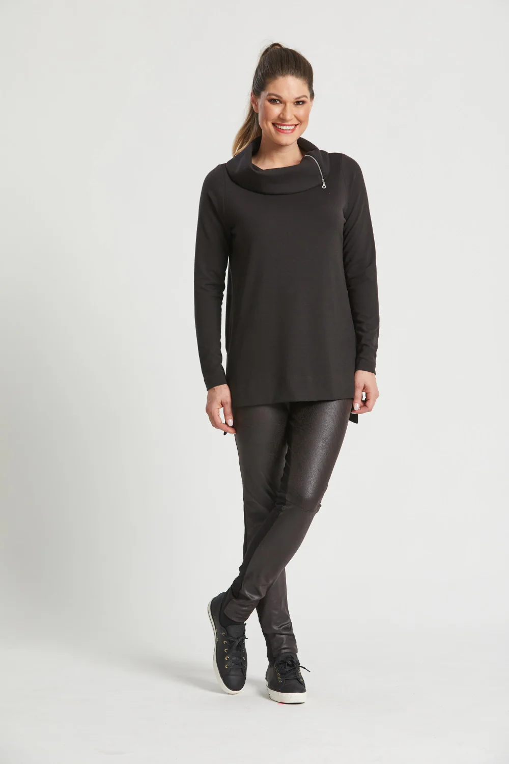 Paula Ryan Eco Leather Roma Pant-Hickory/Black - Image 2