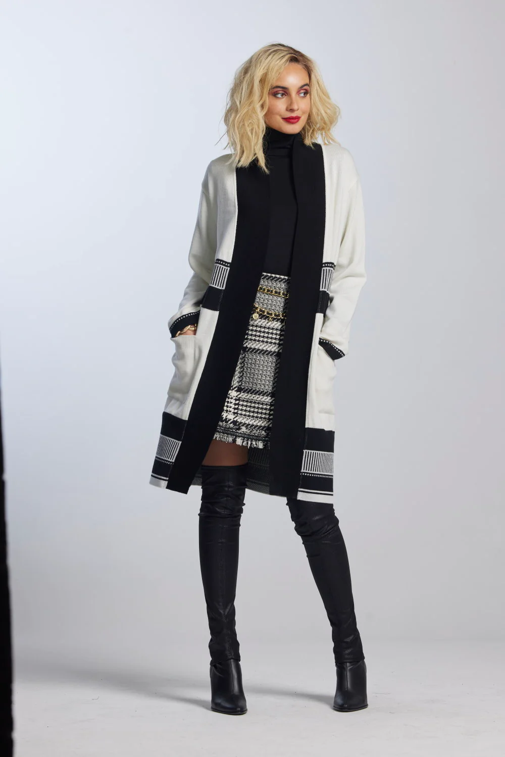 Paula Ryan Long Banded Cardigan - Image 3