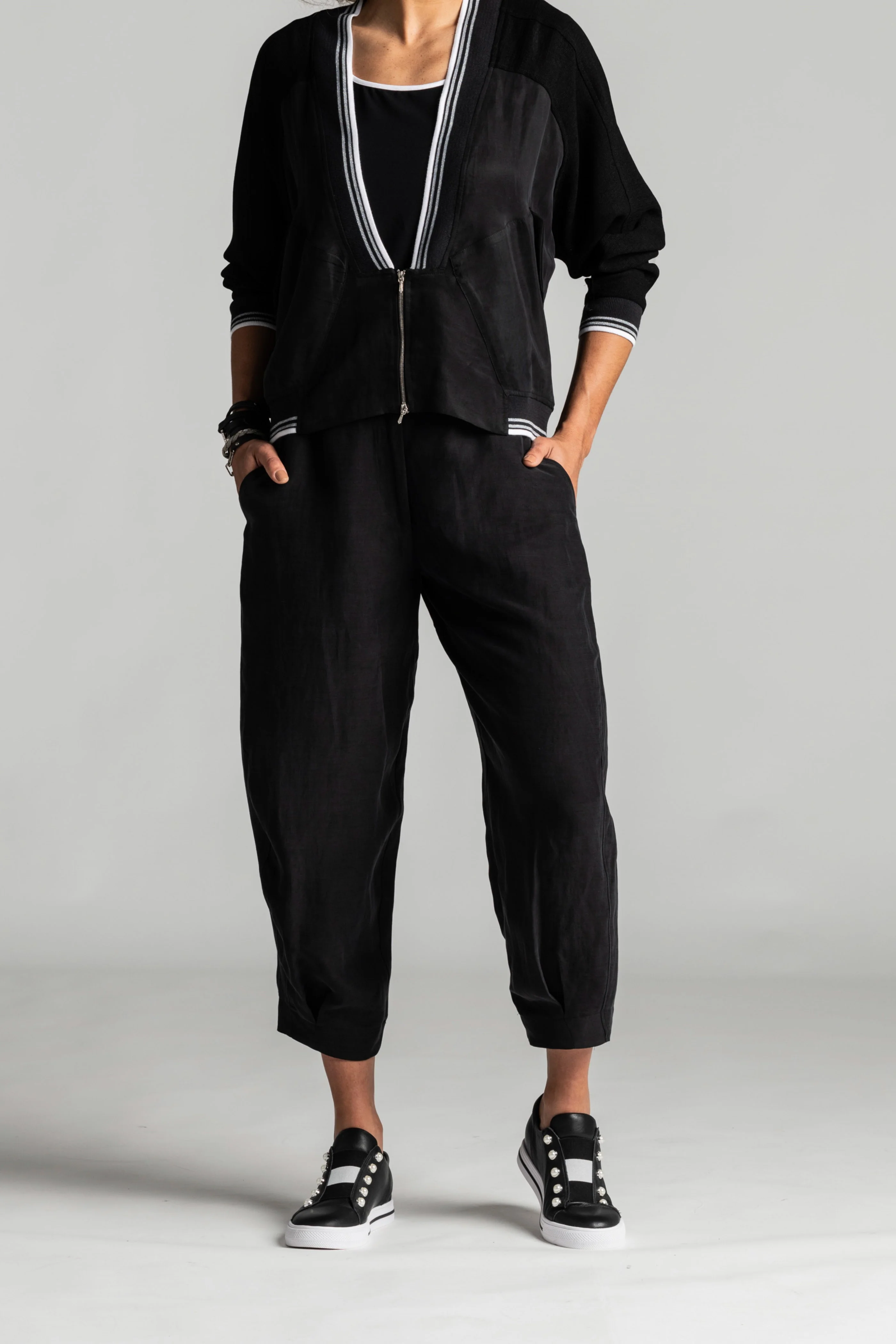 Paula Ryan Relaxed Cropped Bell Pant - Black - Image 9