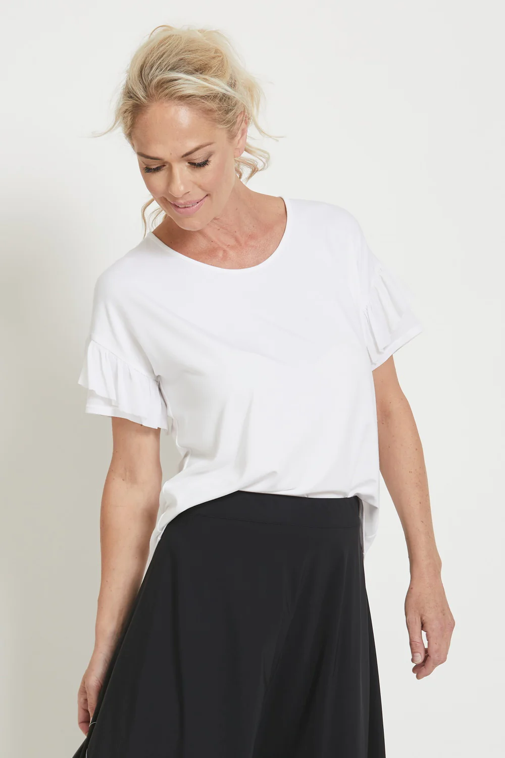 Paula Ryan Scoop Neck Ruffled Mesh Sleeve Top