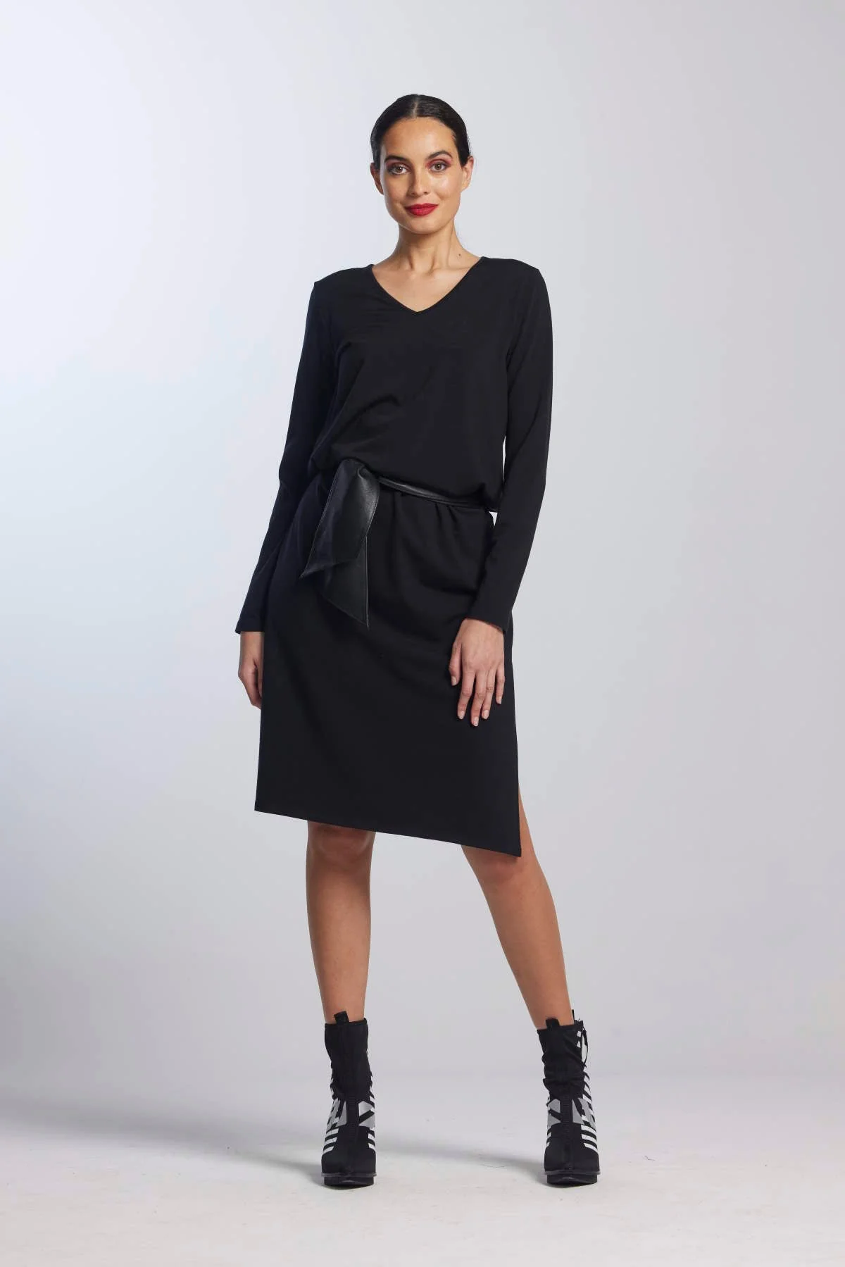 Paula Ryan Scoop V Sheath Dress - Colbolt - Image 4