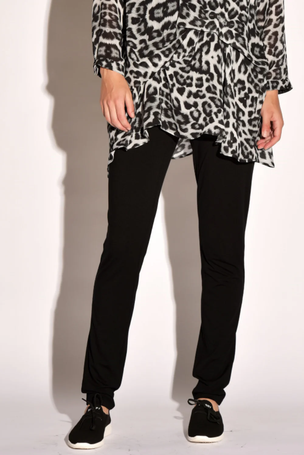 Paula Ryan Slim Leg Long Weekend Pant