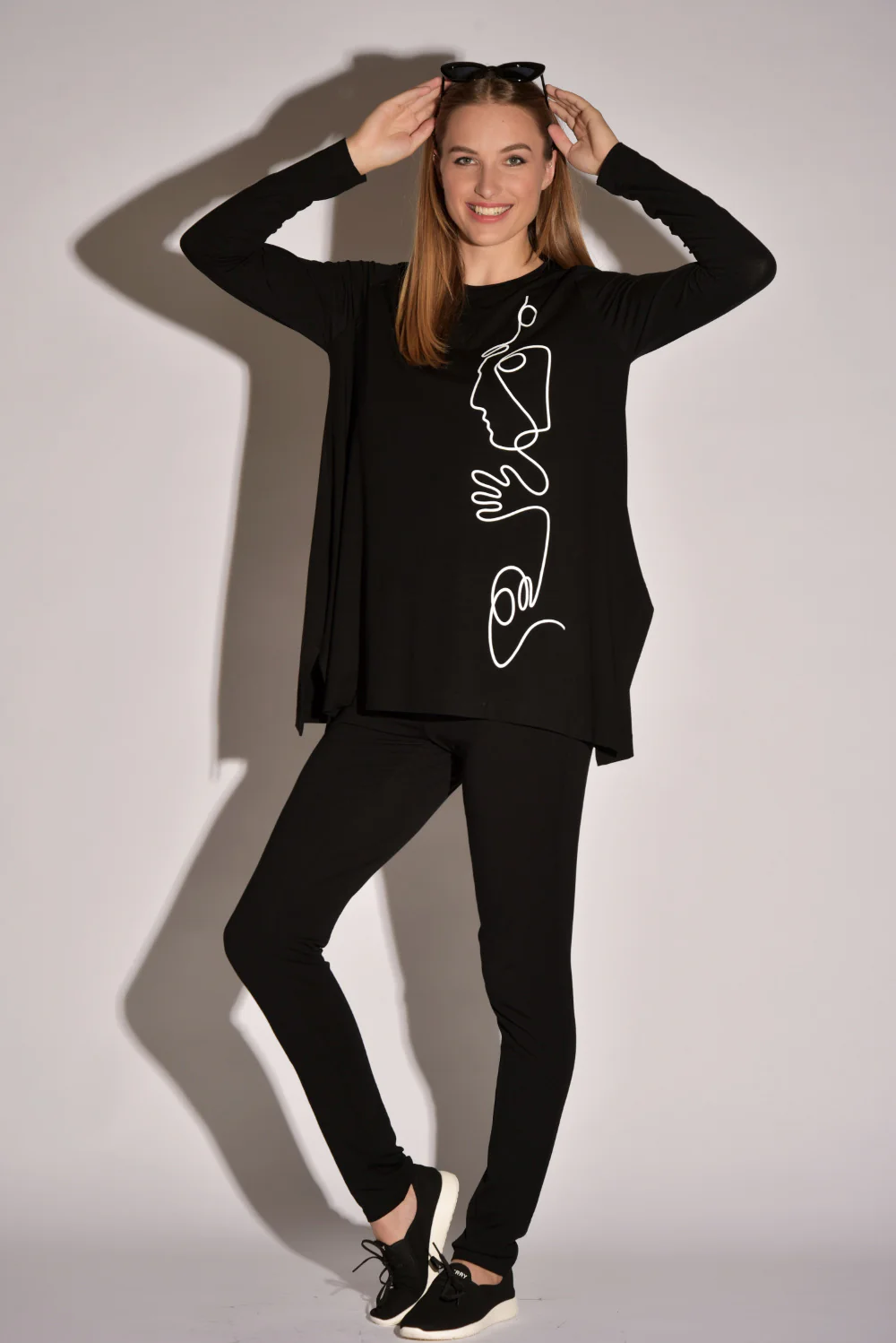 Paula Ryan Slim Leg Long Weekend Pant - Image 2