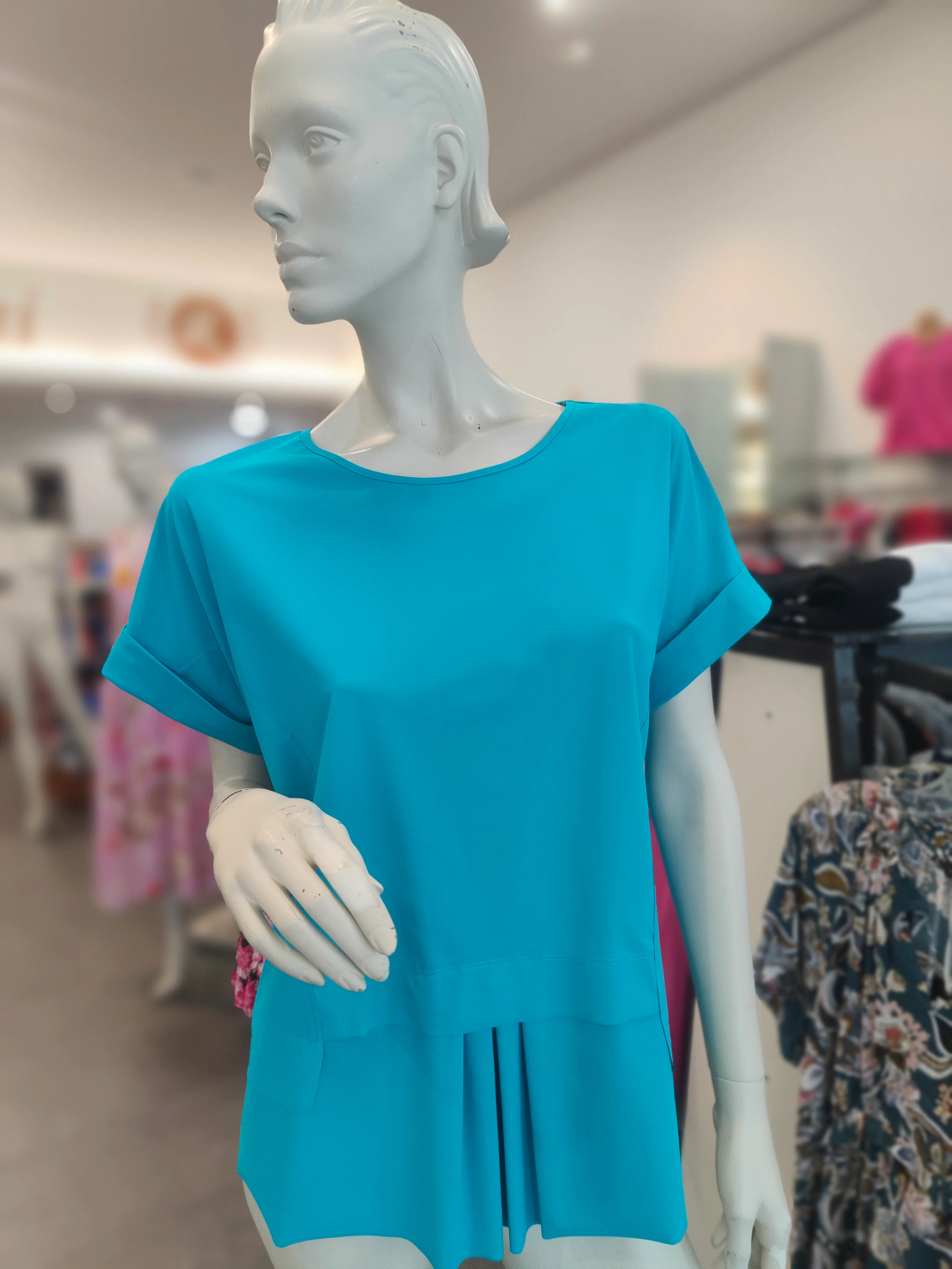 Paula Ryan Stepped Front Cuffed Sleeve Top  - Capri - Image 3