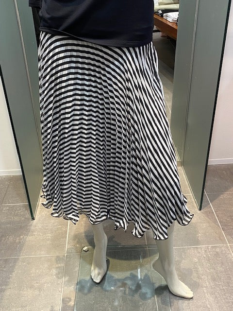 Paula Ryan Sunray Skirt