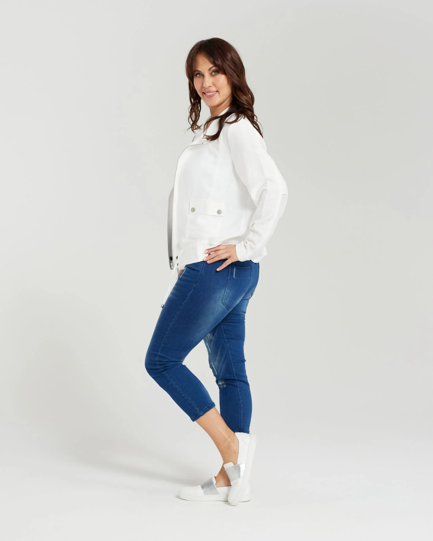 Zafina Flora Jacket White - Image 3