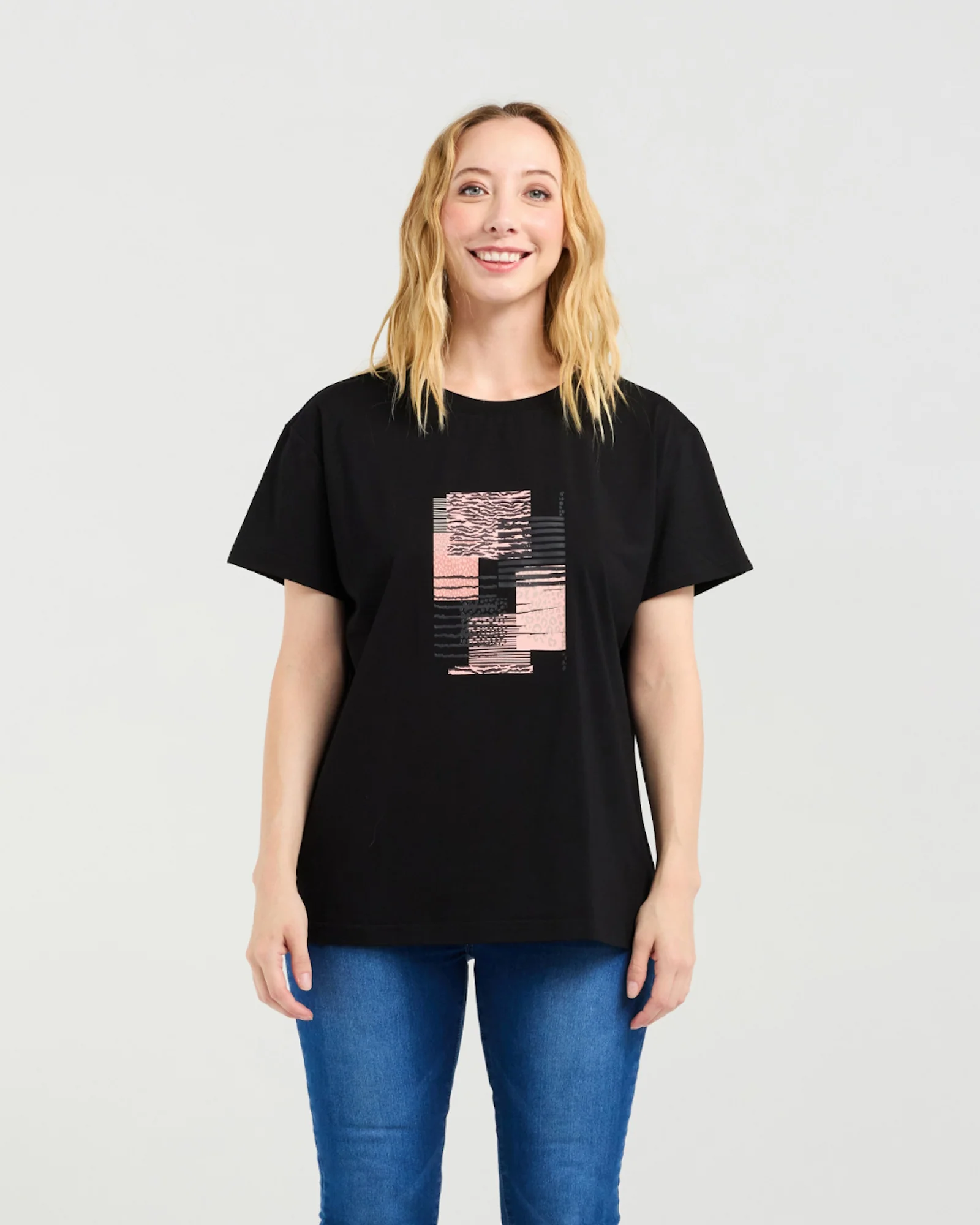Zafina Livia T-Shirt - Black - Image 3